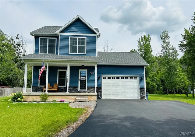 1st image of 880 Upper Mountain Rd, Lewiston, NY 14092 | MLS# B1690305