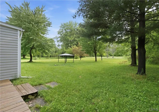 Homes for sale in De Witt, NY | 6993 Fly Rd, De Witt, NY 13057 | MLS# S1690824