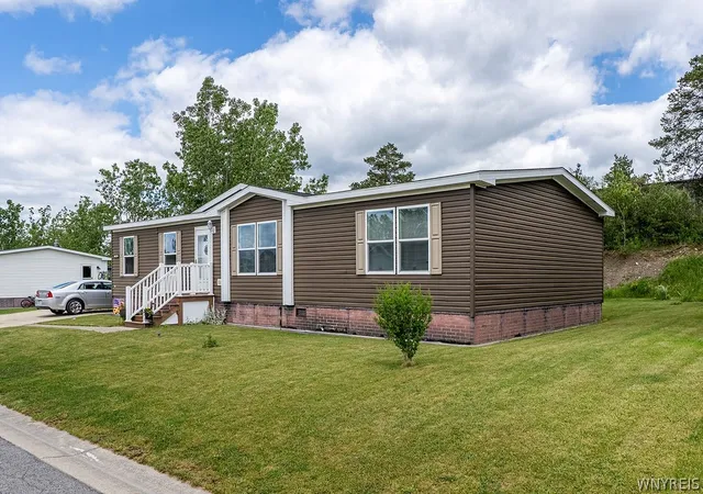 Photo 1 of Sale Pending at 1358 Abby Ln, Alden, NY 14004 | MLS# B1691146 | Listing updated on 2026-07-25