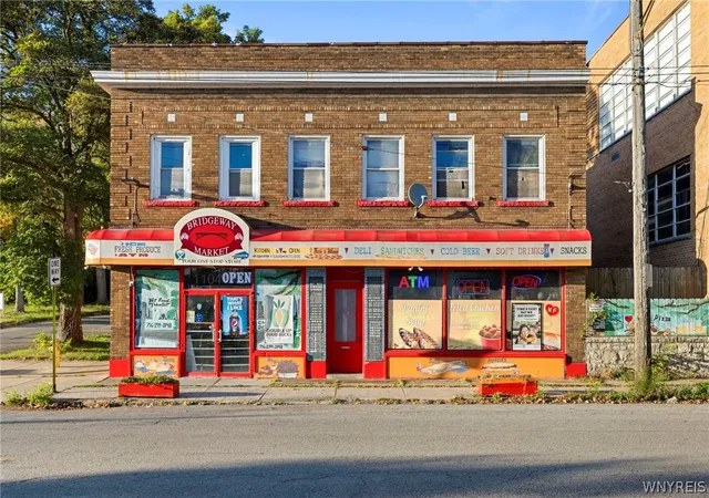 1st image of 1104 Niagara St, Niagara Falls, NY 14303 | MLS# B1689516