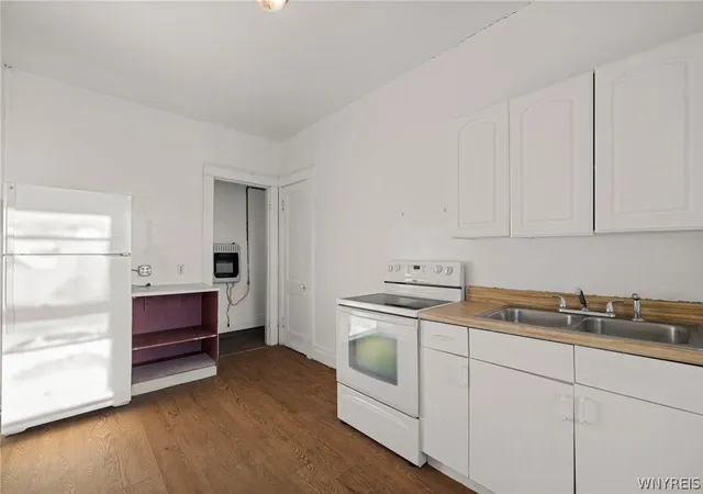 21st image of 1104 Niagara St, Niagara Falls, NY 14303 | MLS# B1689516