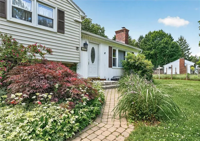 Homes for sale in Perinton, NY | 115 Crescent Rd, Perinton, NY 14450 | MLS# R1690372