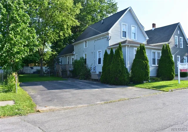 1st image of 31 Elkhart St, Buffalo, NY 14218 | MLS# B1690290