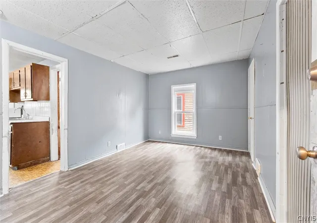 Homes for sale in Syracuse, NY | 1106 Butternut St, Syracuse, NY 13208 | MLS# S1690829
