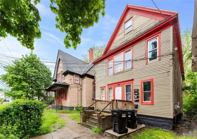 Homes for sale in Syracuse, NY | 1104 Butternut St, Syracuse, NY 13208 | MLS# S1690839