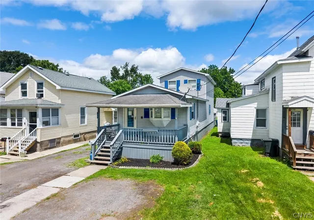 Homes for sale in Oneida, NY | 232 N Main St, Oneida, NY 13421 | MLS# S1690995