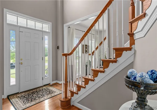 4th image of 17 Graystone Ln, Orchard Park, NY 14127 | MLS# B1691246