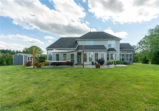 50th image of 17 Graystone Ln, Orchard Park, NY 14127 | MLS# B1691246