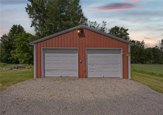 Homes for sale in Marion, NY | 4880 Skinner Rd, Marion, NY 14505 | MLS# R1691135
