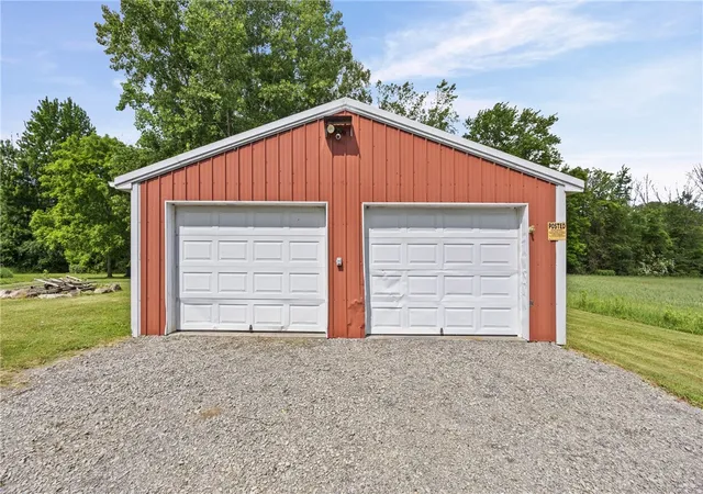 Homes for sale in Marion, NY | 4880 Skinner Rd, Marion, NY 14505 | MLS# R1691135