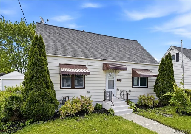 Homes for sale in Cheektowaga, NY | 51 Crocker St, Cheektowaga, NY 14212 | MLS# B1691030
