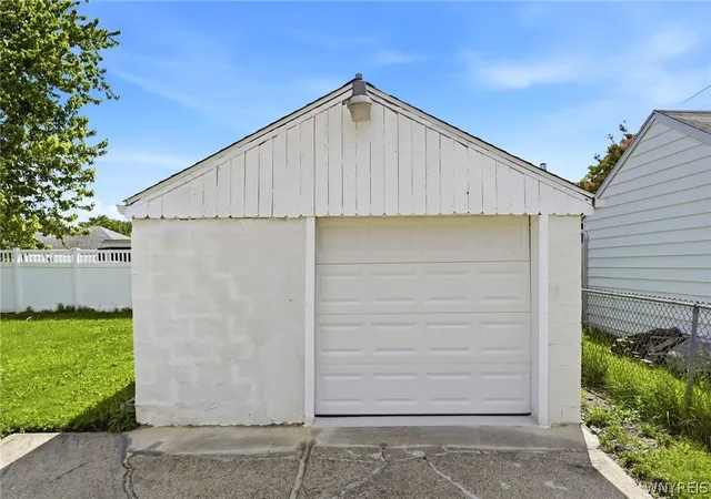 Homes for sale in Cheektowaga, NY | 51 Crocker St, Cheektowaga, NY 14212 | MLS# B1691030