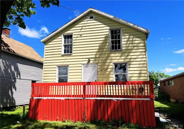 1st image of 1116 La Salle Ave, Niagara Falls, NY 14301 | MLS# B1691315