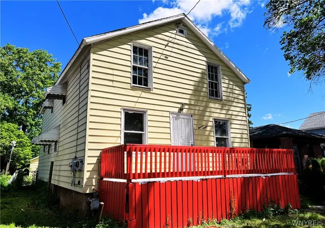 3rd image of 1116 La Salle Ave, Niagara Falls, NY 14301 | MLS# B1691315