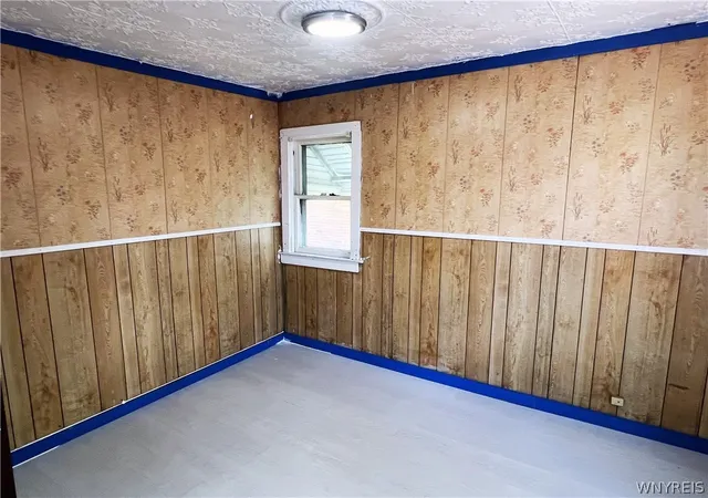 5th image of 1116 La Salle Ave, Niagara Falls, NY 14301 | MLS# B1691315