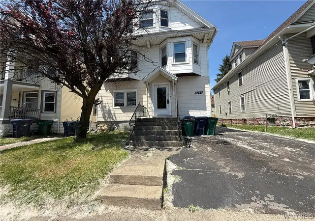 Photo 2 of Sale Pending at 2263 S Park Ave, Buffalo, NY 14220 | MLS# B1687681 | Listing updated on 2026-07-06