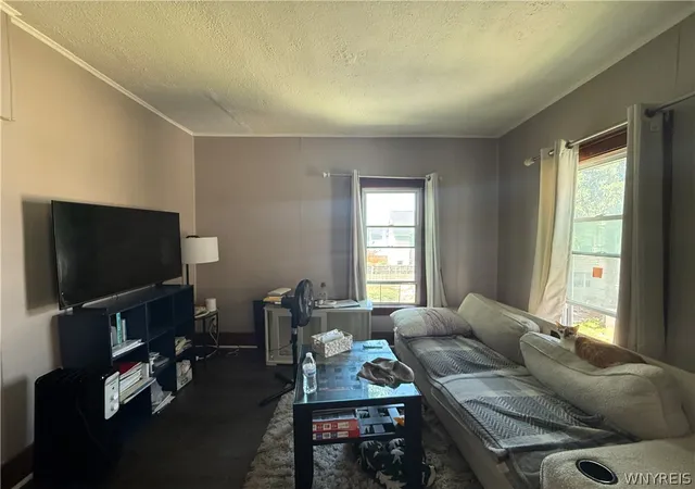 Photo 4 of Sale Pending at 2263 S Park Ave, Buffalo, NY 14220 | MLS# B1687681 | Listing updated on 2026-07-06
