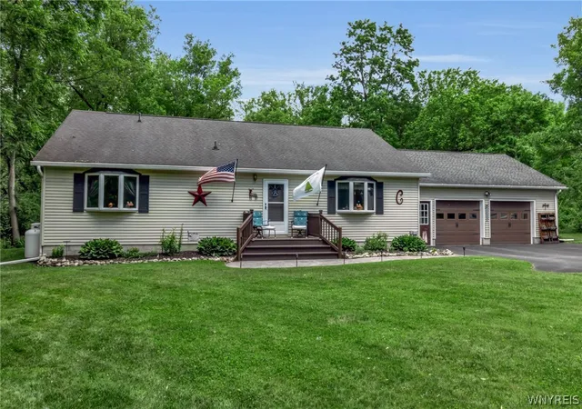 Homes for sale in Batavia, NY | 9214 Cone Dorman Rd, Batavia, NY 14020 | MLS# B1690147