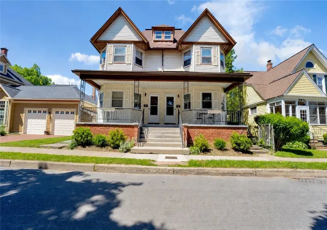 Homes for sale in Rochester, NY | 34 Glasgow St, Rochester, NY 14608 | MLS# R1685054