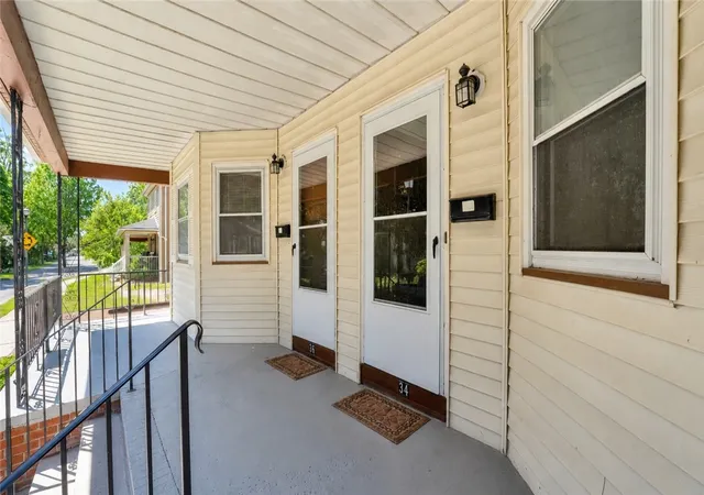 Homes for sale in Rochester, NY | 34 Glasgow St, Rochester, NY 14608 | MLS# R1685054