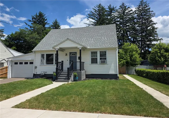 1st image of 4 High St, Corning, NY 14830 | MLS# R1691355