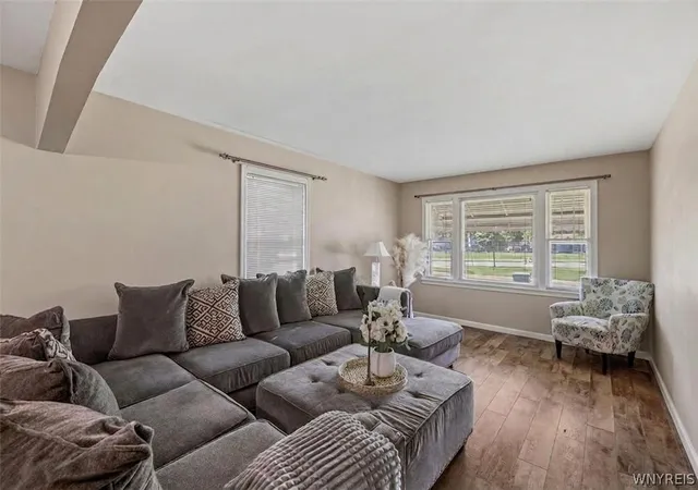5th image of 926 Morley Ave, Niagara Falls, NY 14305 | MLS# B1691356