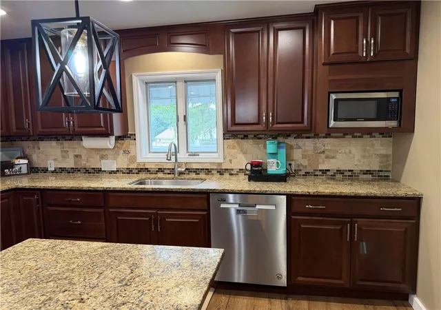 Homes for sale in Leroy, NY | 14 Gilbert St, Leroy, NY 14482 | MLS# R1691041