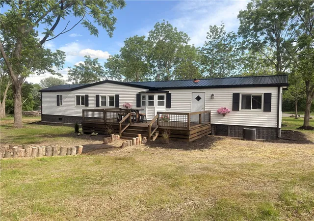 2nd image of 6 Maclaren Dr, Dundee, NY 14837 | MLS# R1690679