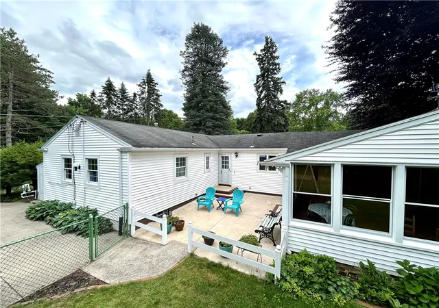 2nd image of 53 Cullens, Pittsford, NY 14534 | MLS# R1691188