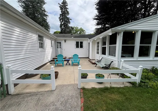 3rd image of 53 Cullens, Pittsford, NY 14534 | MLS# R1691188
