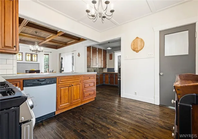 Photo 5 of Sale Pending at 103 Ross St, Batavia, NY 14020 | MLS# B1689806 | Listing updated on 2026-07-15