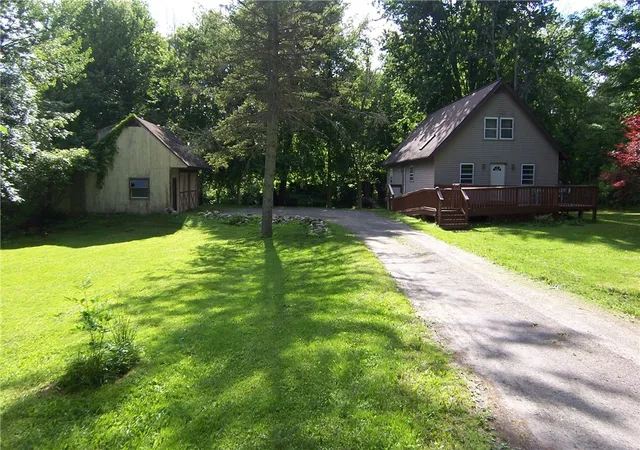 Homes for sale in Palmyra, NY | 2579 Daansen Rd, Palmyra, NY 14522 | MLS# R1691059
