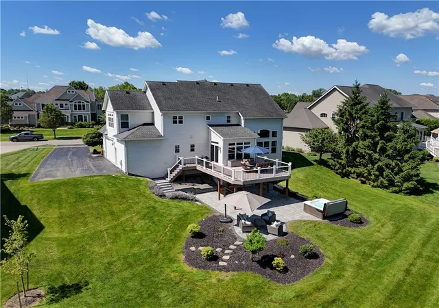 Homes for sale in Penfield, NY | 40 Watersong Trail, Penfield, NY 14580 | MLS# R1690424