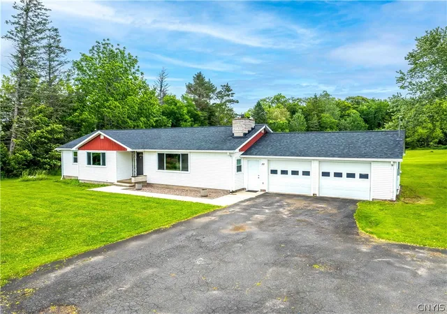 Homes for sale in Richland, NY | 292 County Route 62, Richland, NY 13142 | MLS# S1691430