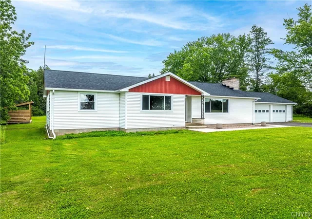 Homes for sale in Richland, NY | 292 County Route 62, Richland, NY 13142 | MLS# S1691430