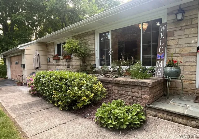 4th image of 16 Parker Dr, Pittsford, NY 14534 | MLS# B1690659