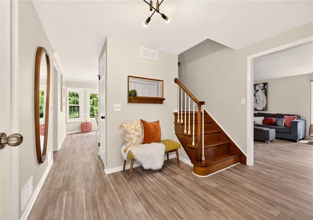 5th image of 106 Stuyvesant Rd, Pittsford, NY 14534 | MLS# R1686659