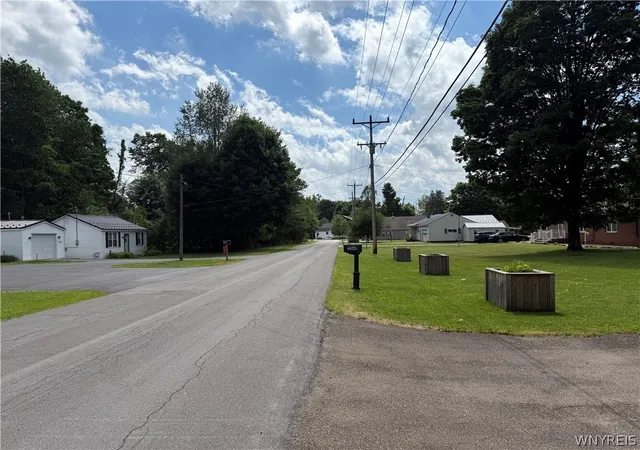 4th image of 5564 Lin Ave, Bemus Point, NY 14712 | MLS# B1690494
