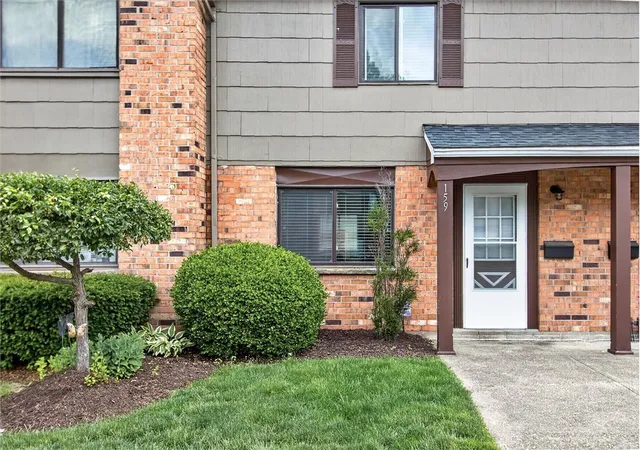 2nd image of 159 Autumn Chapel, Chili, NY 14624 | MLS# R1691137