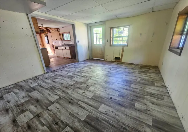 Photo 4 of Single family home for sale at 6049 Lake St, Wolcott, NY 14590 | MLS# R1690565 | Listing updated on 2026-07-29