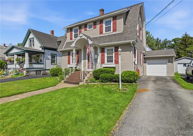 2nd image of 228 Jackson Ave, North Tonawanda, NY 14120 | MLS# B1691317
