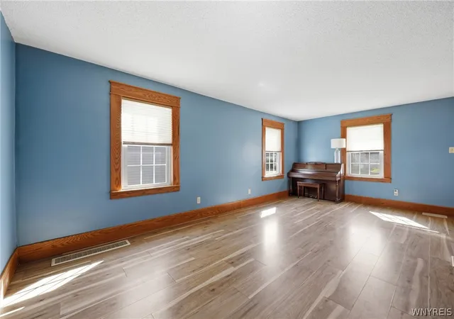 Homes for sale in North Tonawanda, NY | 228 Jackson Ave, North Tonawanda, NY 14120 | MLS# B1691317