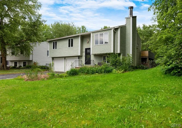 2nd image of 8103 Princess, Liverpool, NY 13090 | MLS# S1691126