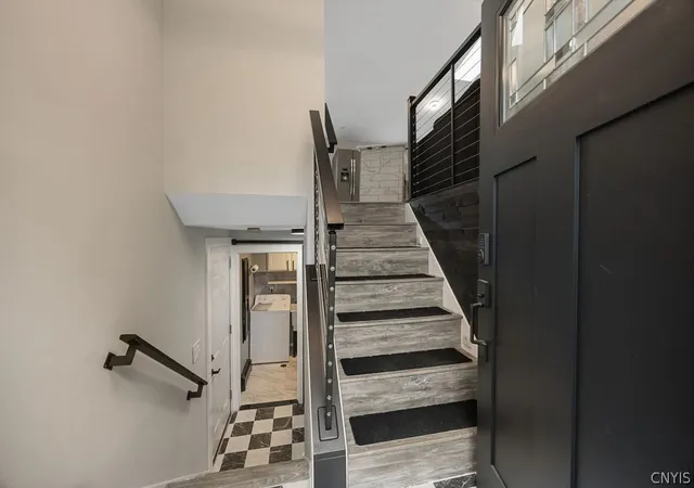 4th image of 8103 Princess, Liverpool, NY 13090 | MLS# S1691126