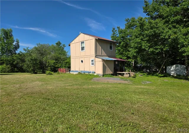 Homes for sale in Hounsfield, NY | 17333 Heron Bay Cliffs, Hounsfield, NY 13685 | MLS# S1691339