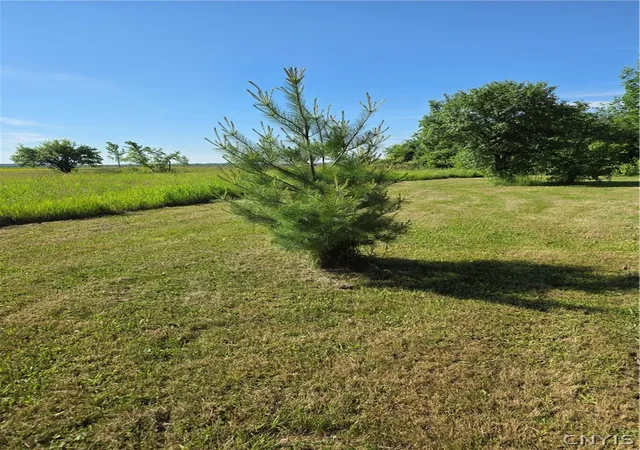Homes for sale in Hounsfield, NY | 17333 Heron Bay Cliffs, Hounsfield, NY 13685 | MLS# S1691339