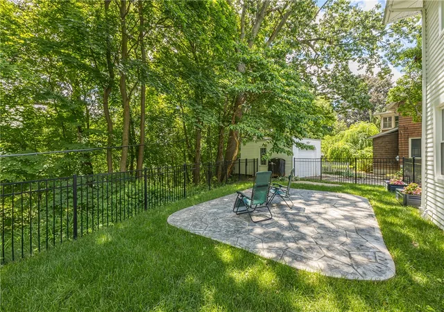 3rd image of 83 Wildmere Rd, Irondequoit, NY 14617 | MLS# R1690789