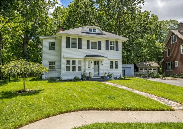 4th image of 83 Wildmere Rd, Irondequoit, NY 14617 | MLS# R1690789