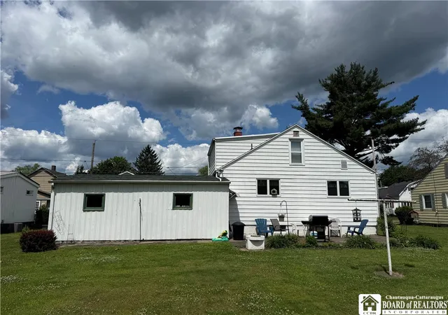 Homes for sale in Olean, NY | 350 Queen St, Olean, NY 14760 | MLS# R1690882