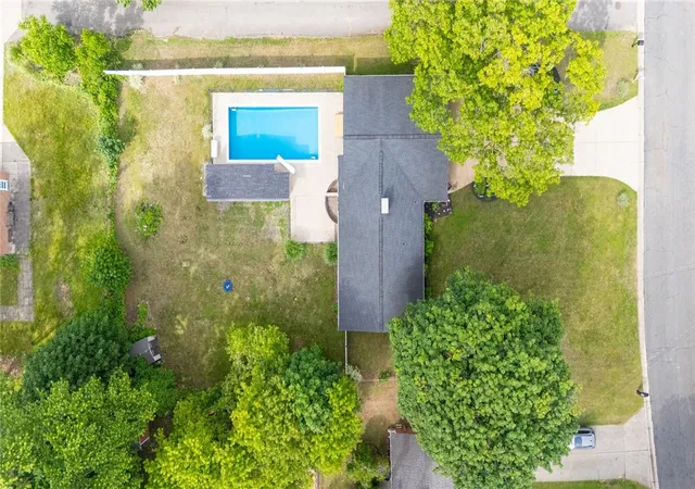 2nd image of 278 Colorado Dr, Webster, NY 14580 | MLS# R1687726